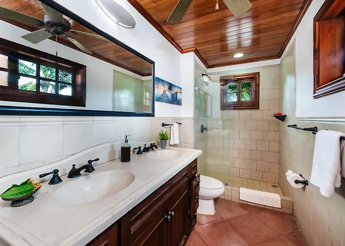 Сasa de vacaciones Private Pool, 3bd Near The *