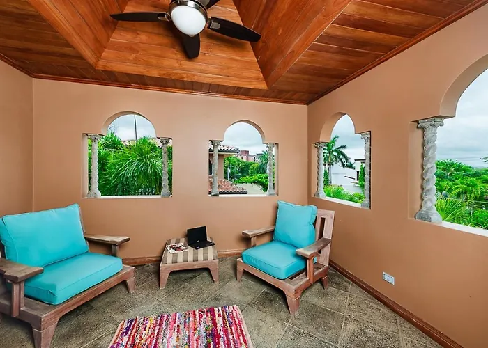 Private Pool, 3bd Near The *