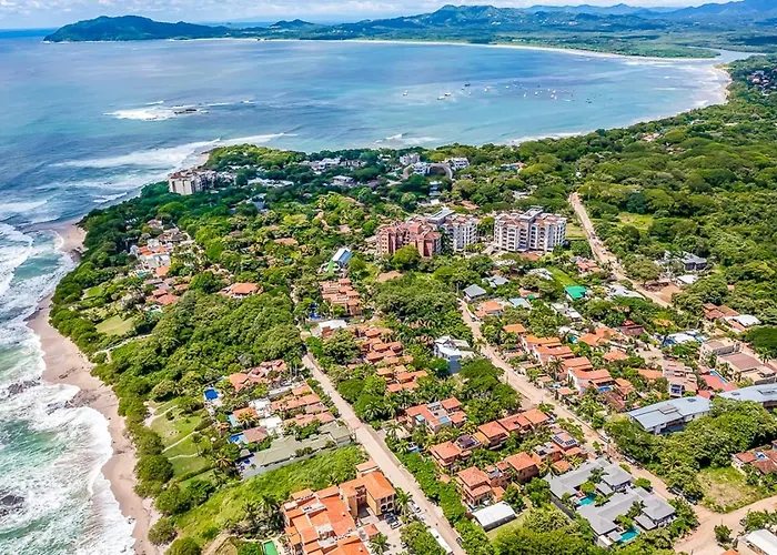 Private Pool, 3bd Near The Tamarindo